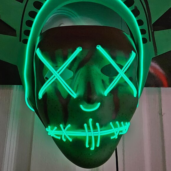 The Purge Election Year Lady Liberty Light Up Mask Halloween Costume Statue READ - Picture 2 of 5